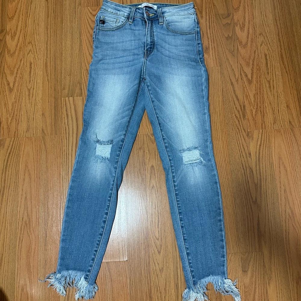 KanCan Distressed Blue Jeans size 5/26